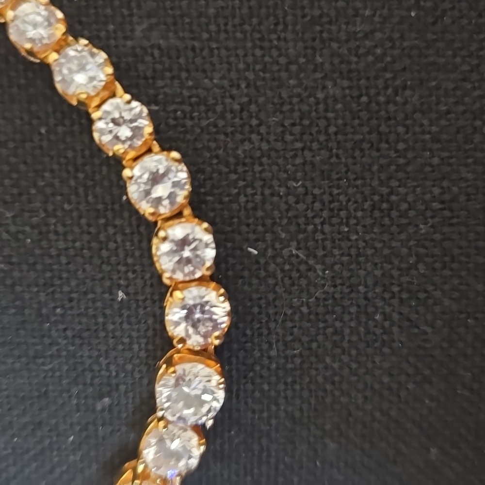 Gold Toned Faux Diamomd Necklace. - Picture 7 of 12